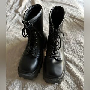 Topshop Chunky Biker Boots⚡️